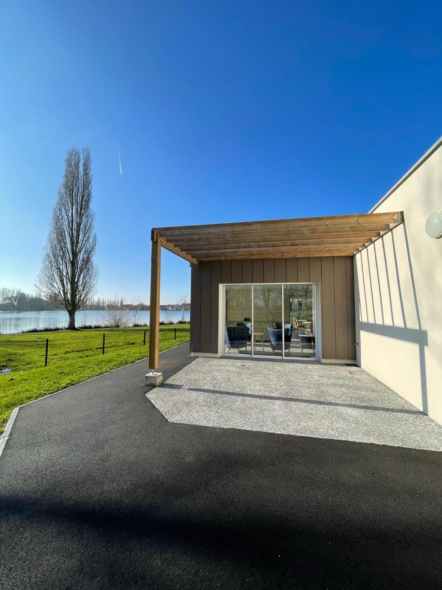 Relais Les Rives Du Lac Coulonges-sur-Sarthe Buitenkant foto